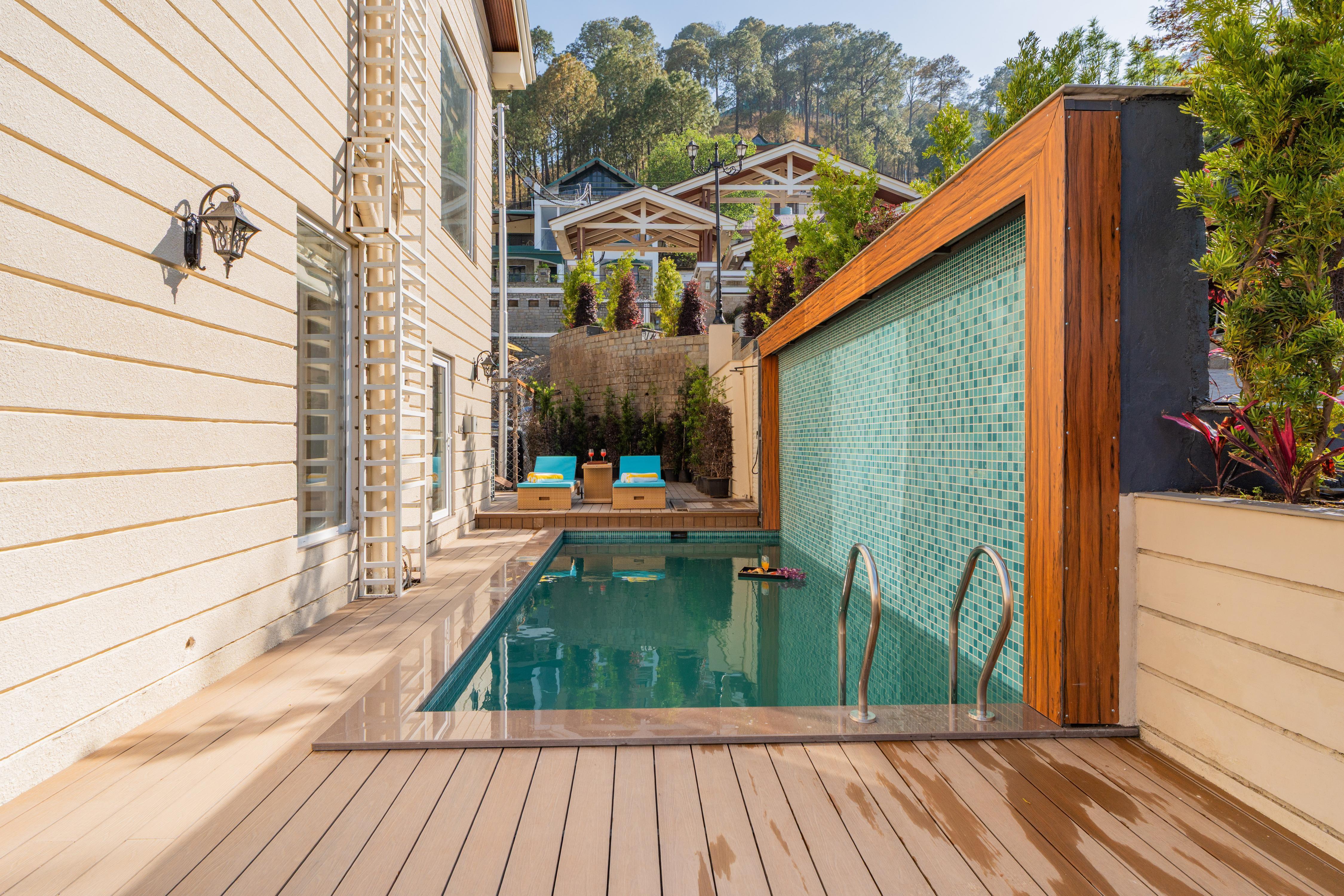 Ultraluxe Villa W/Pool Jacuzzi and 360 Degree Hills views - Tap to explore photos