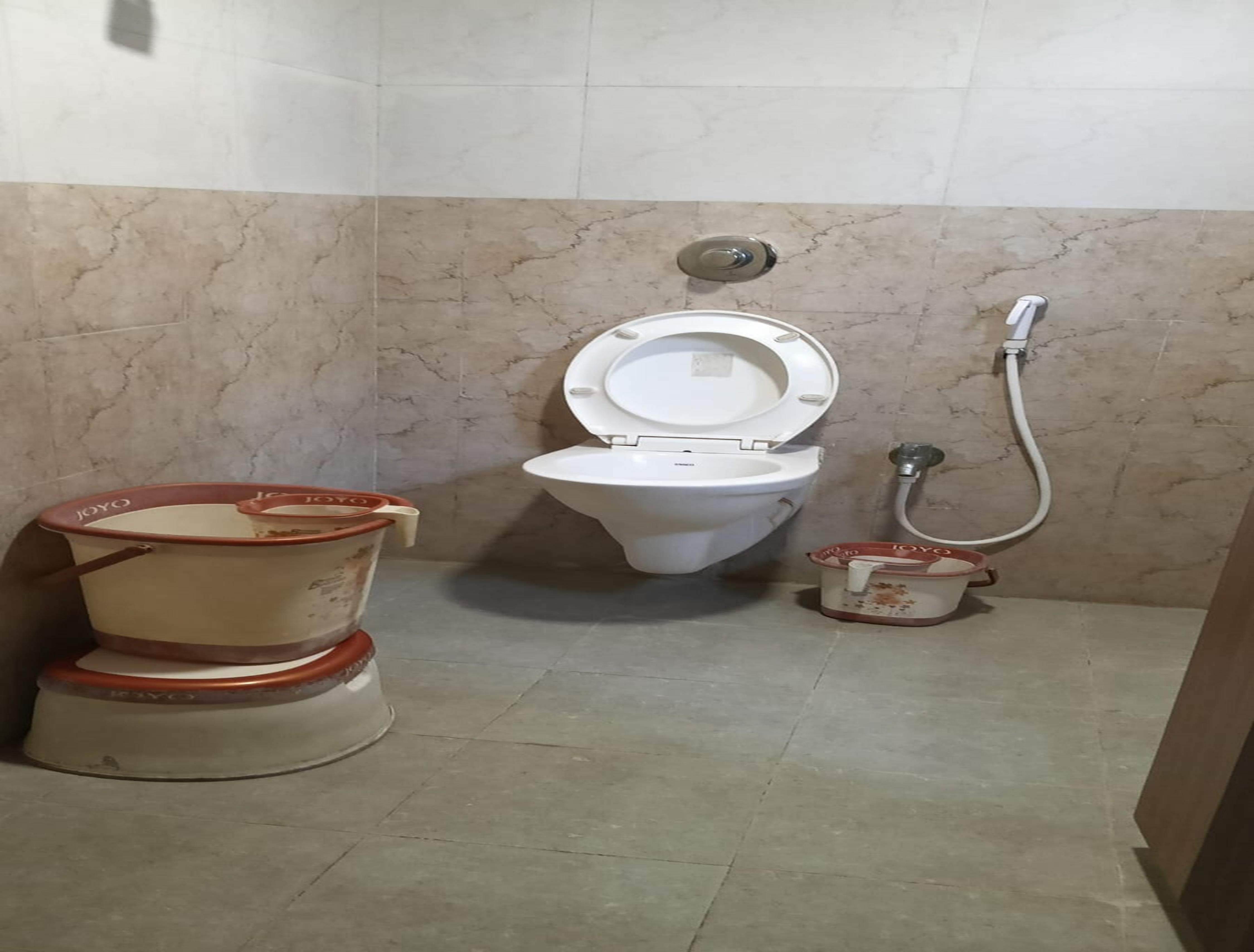 Hotel Mahi - Tap to explore photos