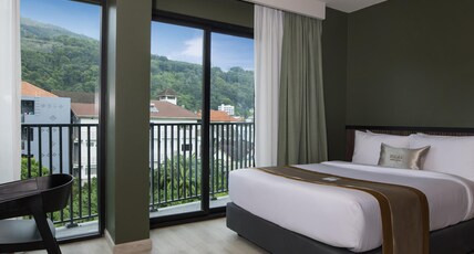 Syama Mansion Patong Room Type - Deluxe King Room