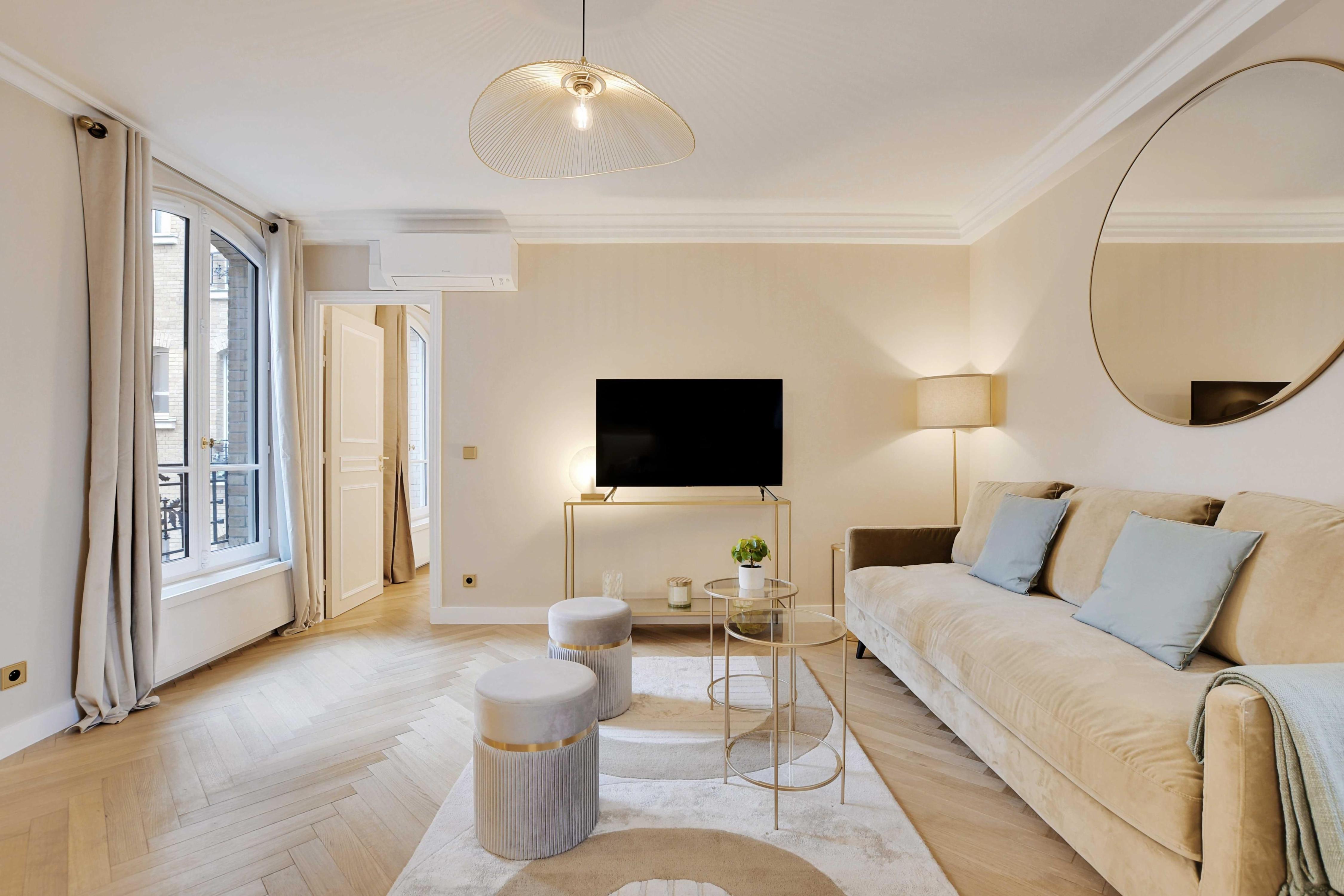 Charming apartment - 1BR/4P - Montmartre - Tap to explore photos