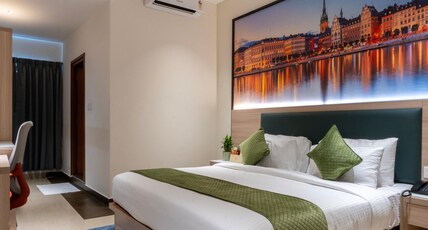 The Orange Hotel Gachibowli Room Type - Superior Room