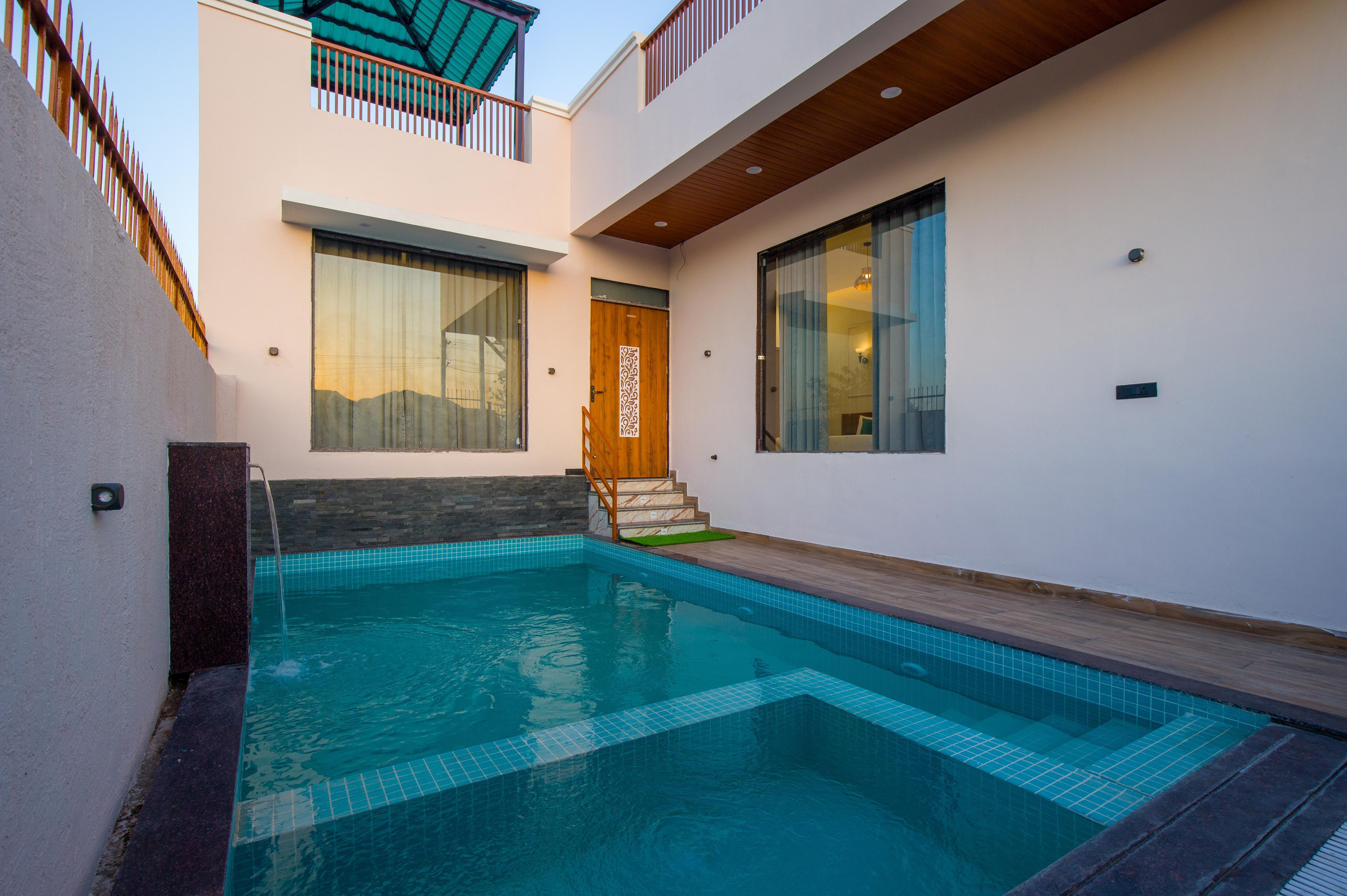 Charming 2 BHK Villa With Pvt Pool & Aravali Hill Views Room Type - Charming 2 BHK Villa With Pvt Pool & Aravali Hill Views