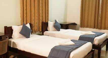 The Hermit Home Retreat Room Type - Deluxe King Twin with Property View