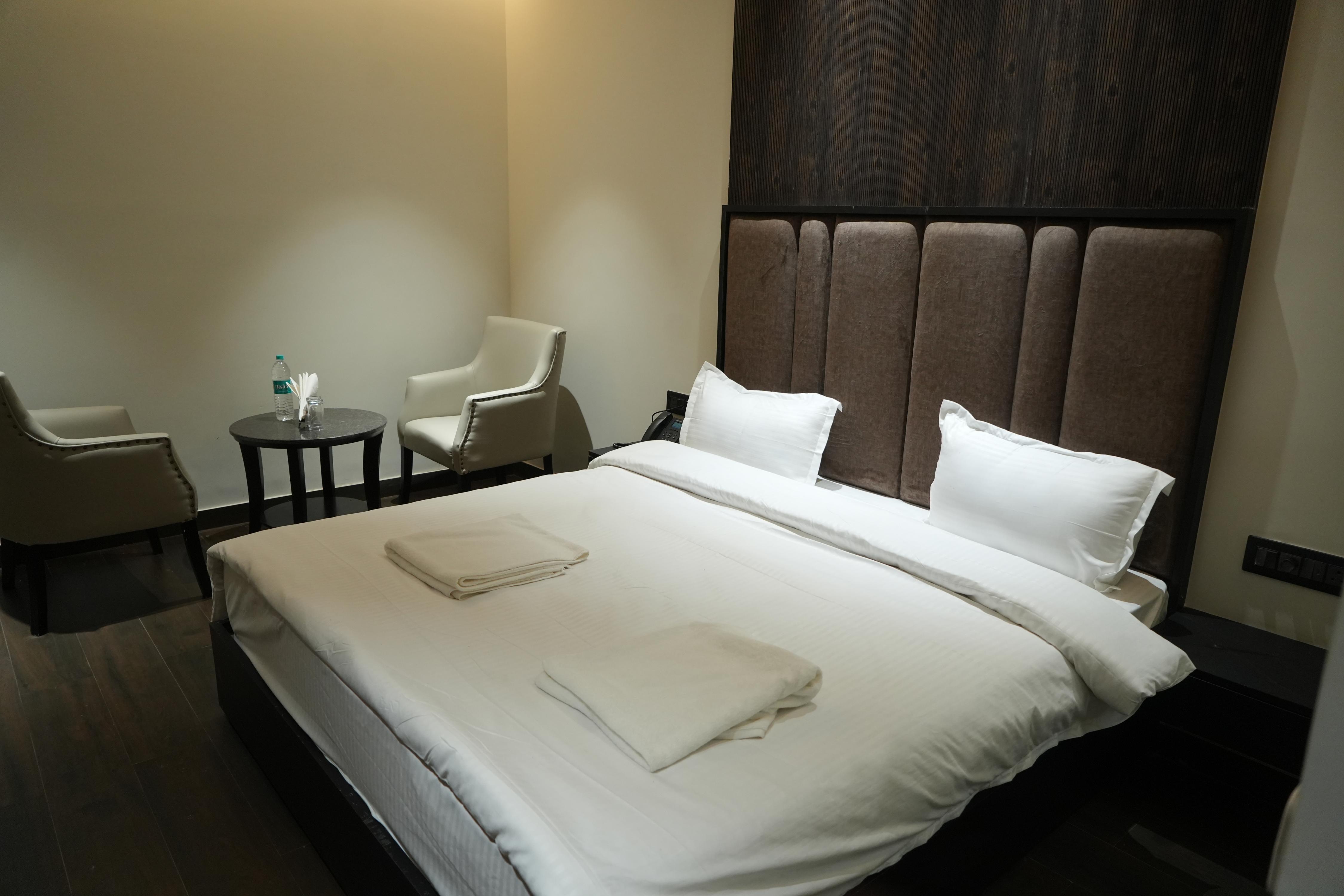 Hotel The Royalista Room Type - SUPER DELUXE