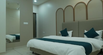 Hotel Lotus Room Type - Deluxe Room