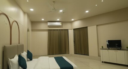 Hotel Lotus Room Type - Suite Room