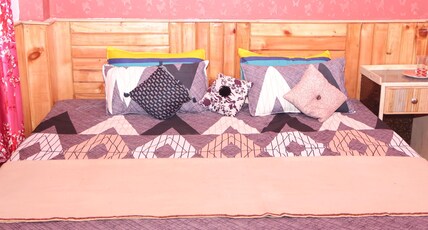 Bhaskar Villa Room Type - Deluxe 2 with mountain view
