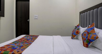 The Gulshan Grand Room Type - DELUXE ROOM