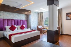 Airport Hotel Park Blue