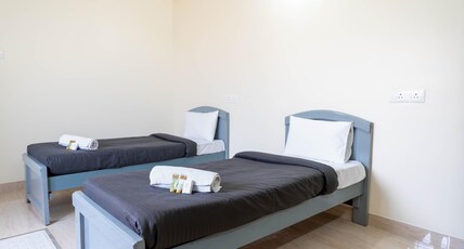 Z Express Siesta Suite Room Type - Deluxe Twin