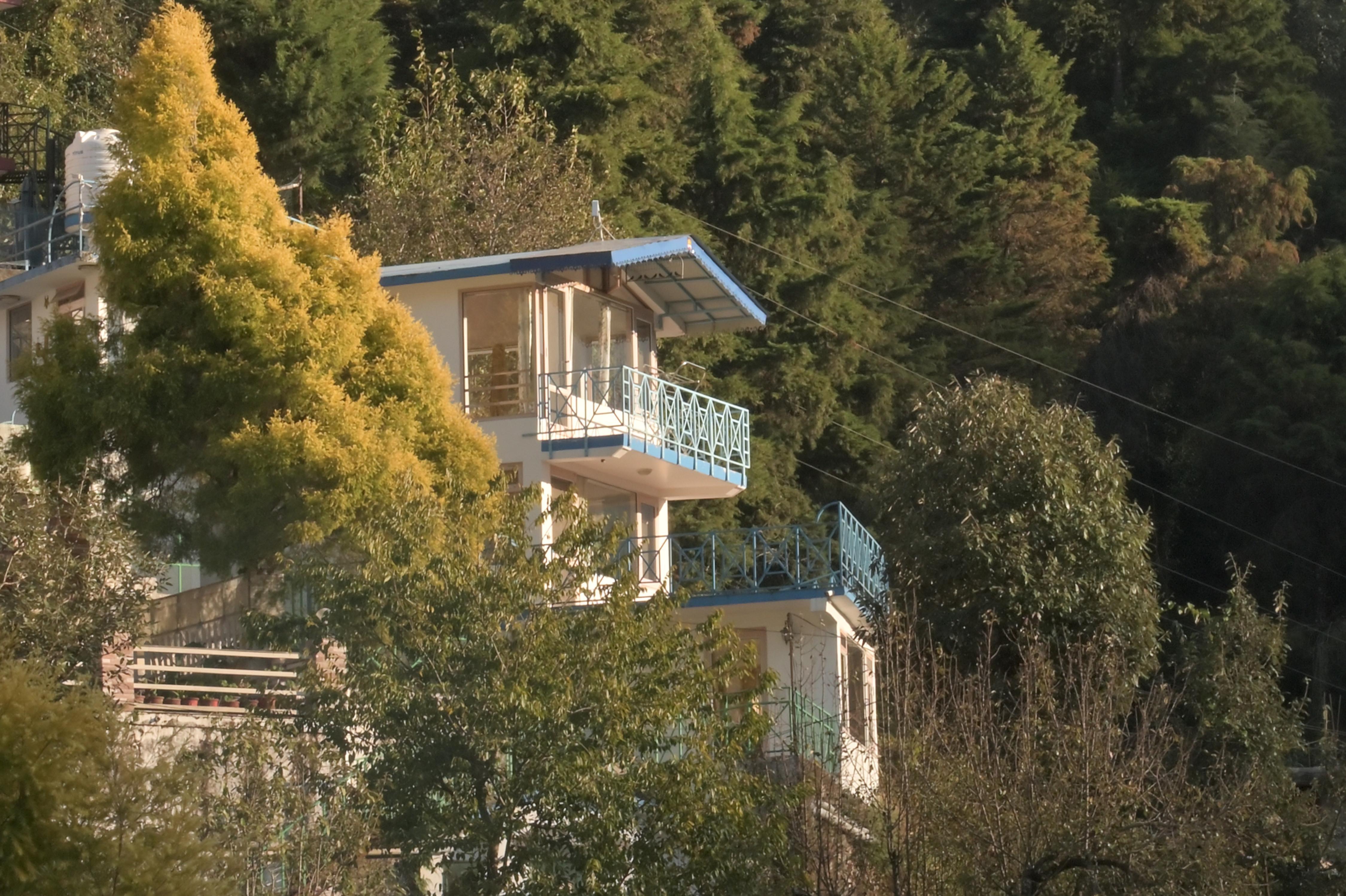 Jaadooghar Rainbow Farms