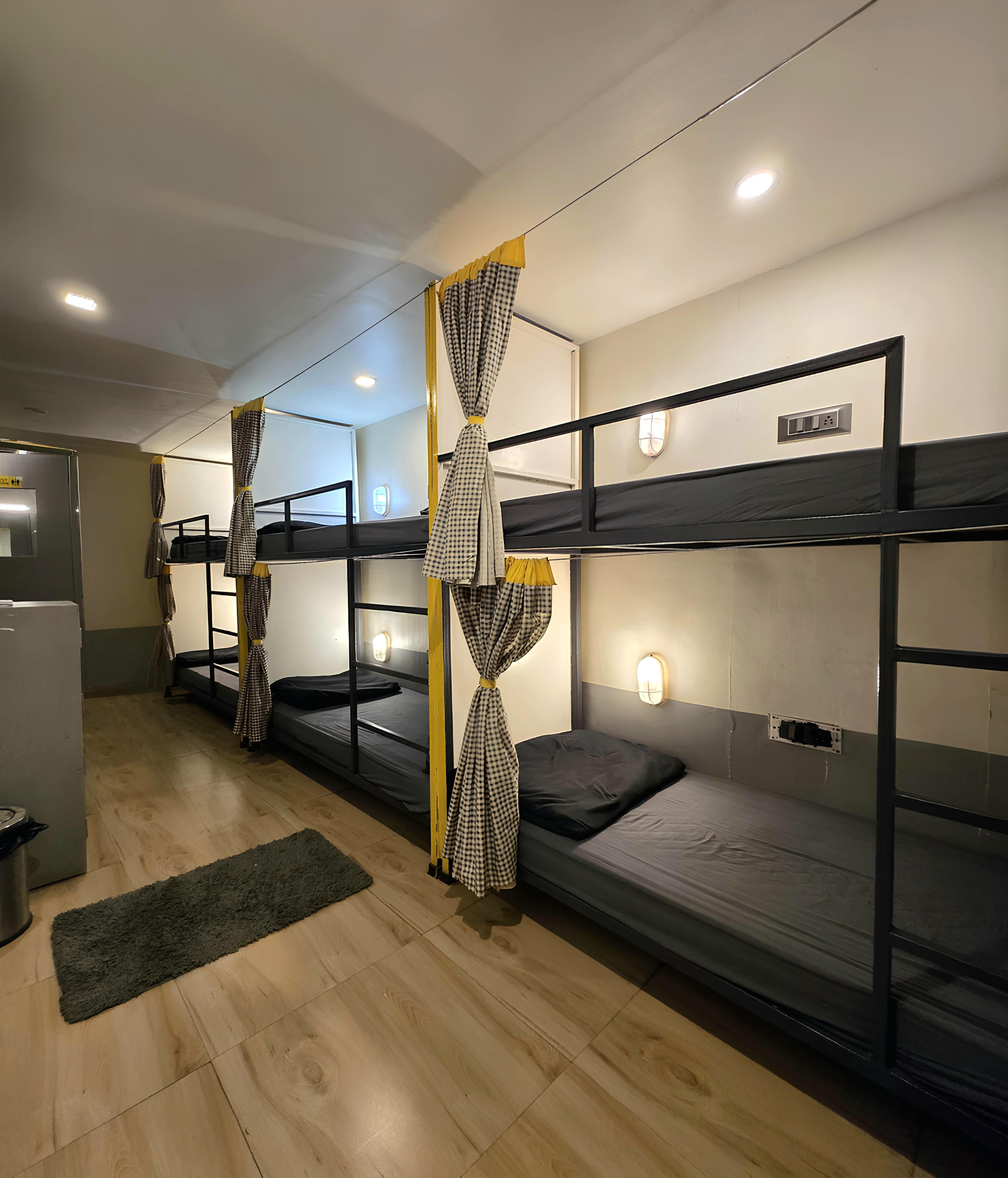 Boxtel | Rooms and Dorms Room Type - 6 Bed Mix Dorm