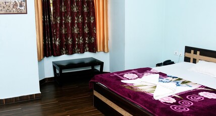 Hotel J.N. Palace Room Type - Standard Room Non AC
