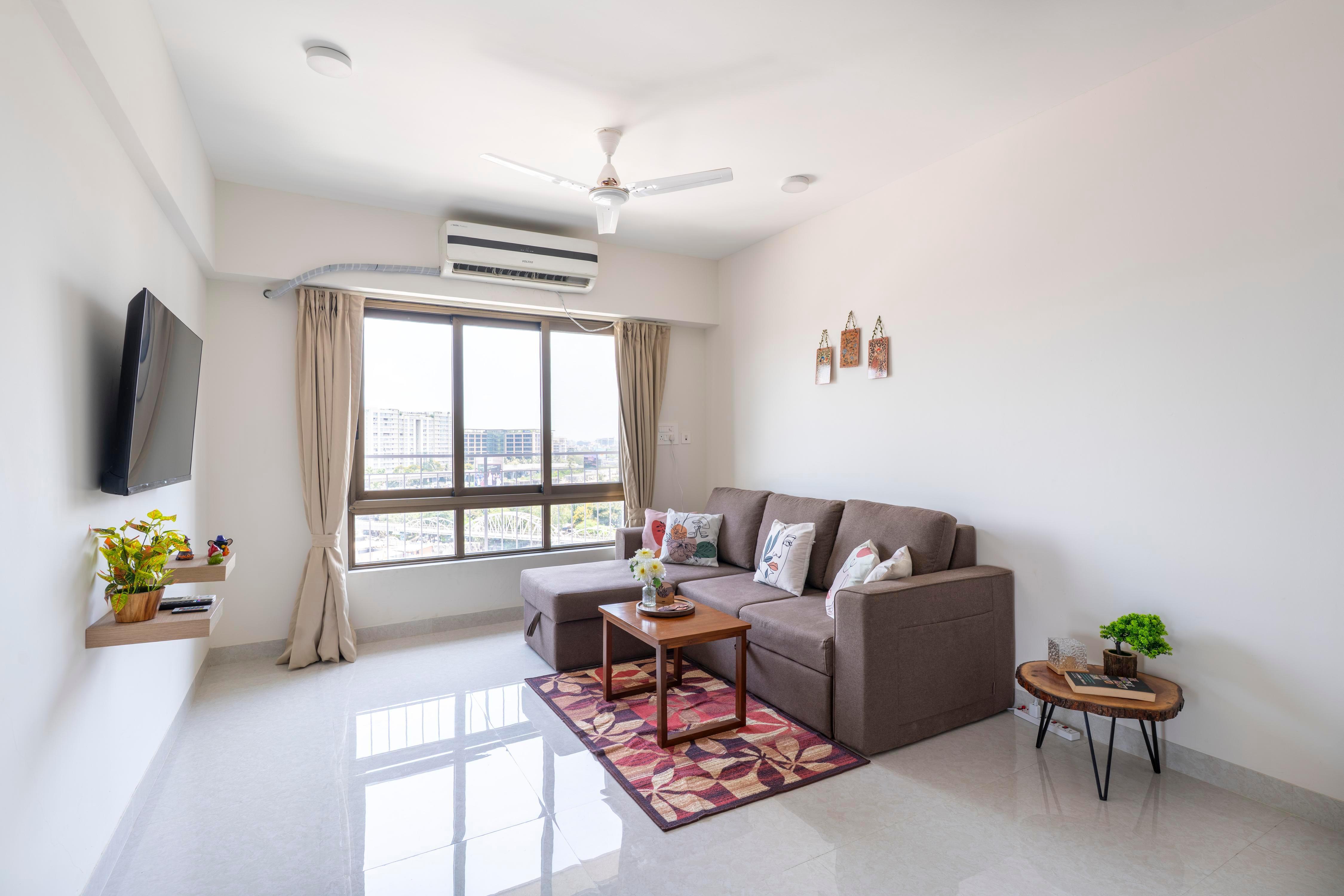 Breezy & Bright 2bhk Apt near Airport