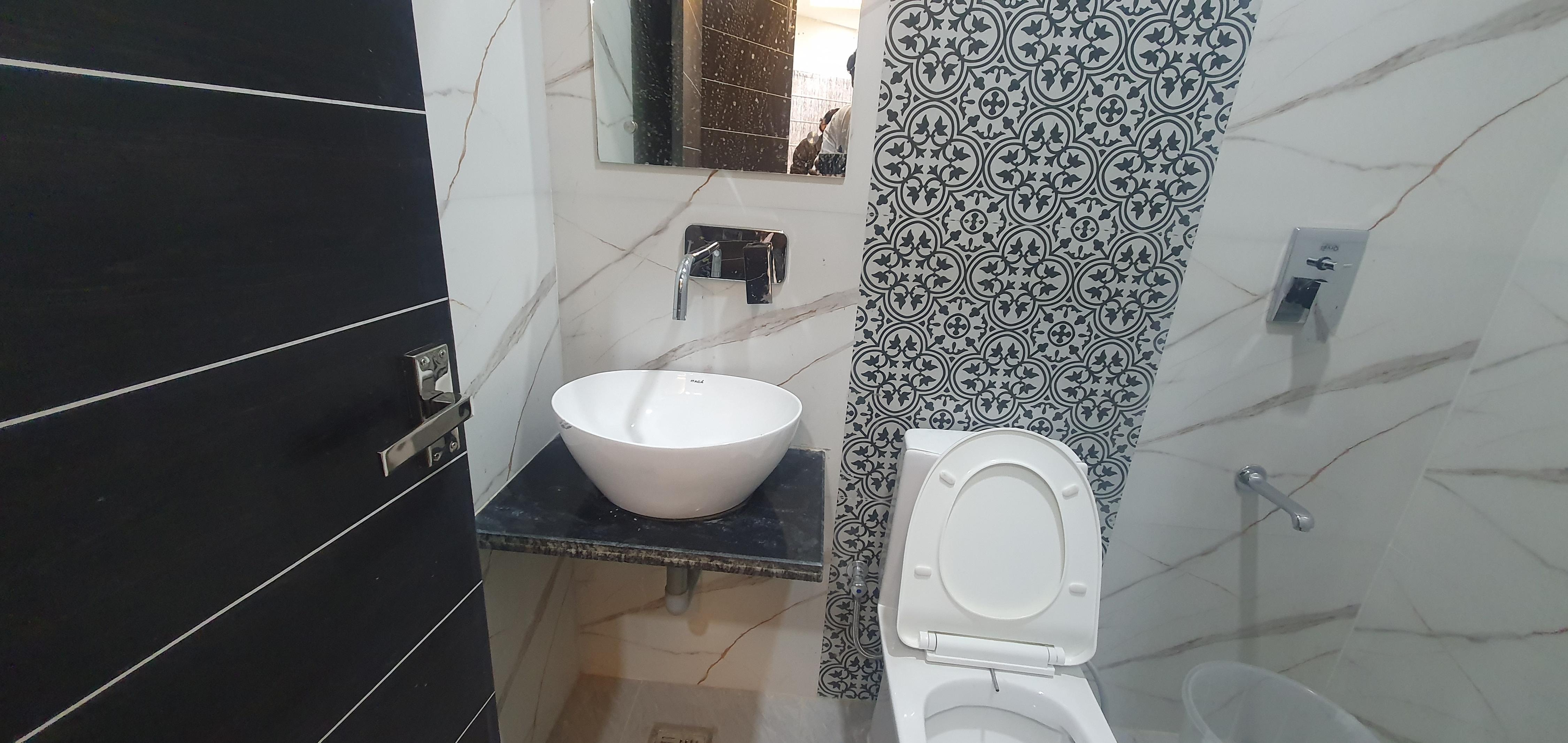 Hotel Kanisha Stay - Tap to explore photos