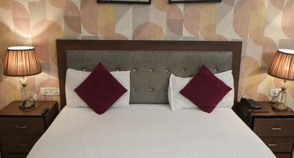 Mukut Regency Room Type - Executive Room