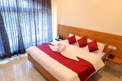 THE BRIJ VISTA 10 minute away from SHRI KRISHNA JANMASTHAN(JANAMBHOOMI)