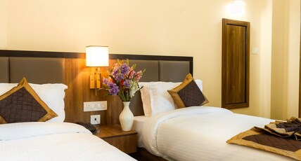 HOTEL INDRAKEEL Room Type - Deluxe Room