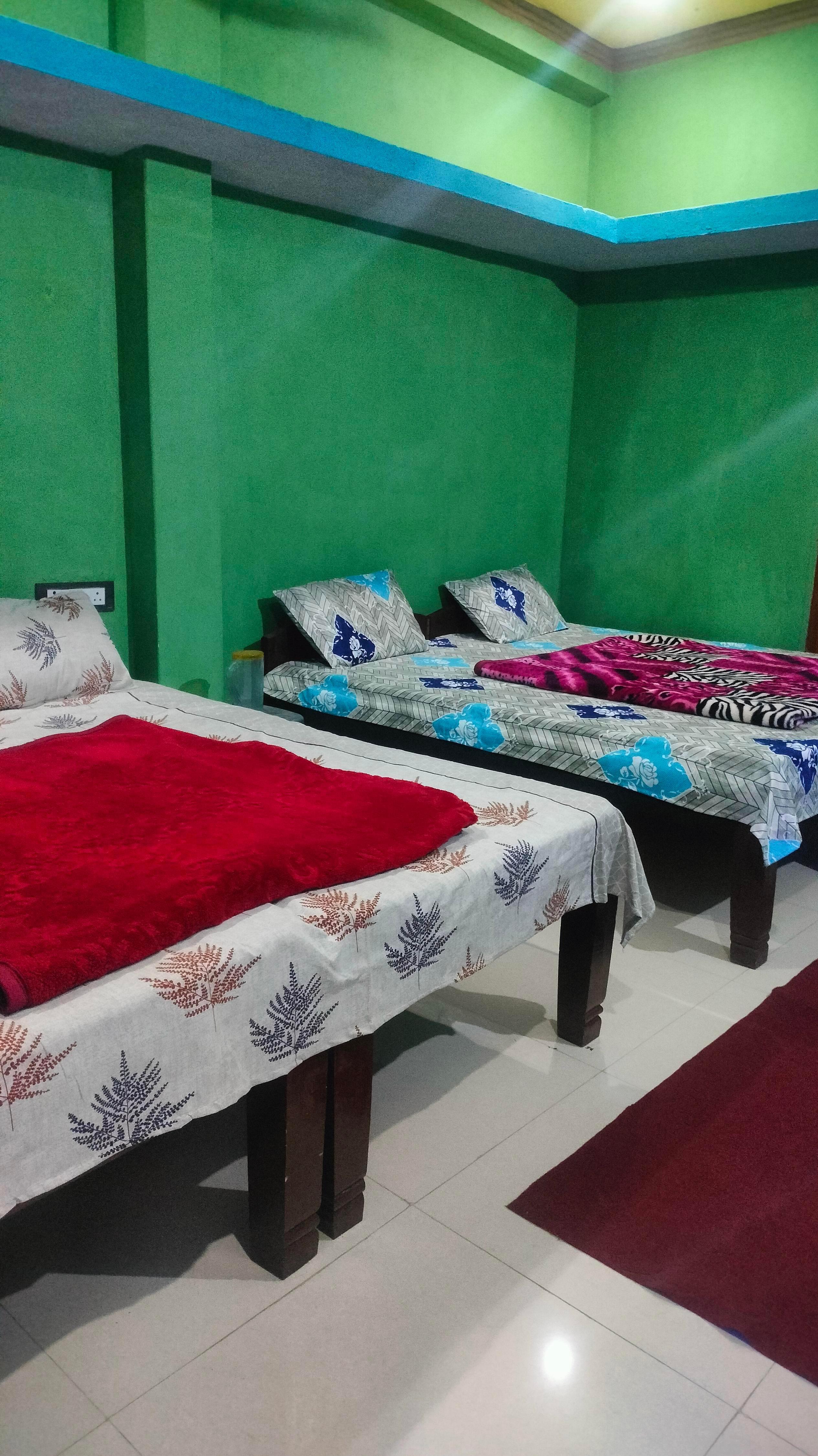 Guru chowrangi home stay/Hill residency Room Type - Bedroom 4