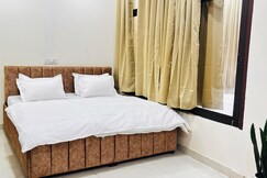 Walk in distance market   nature