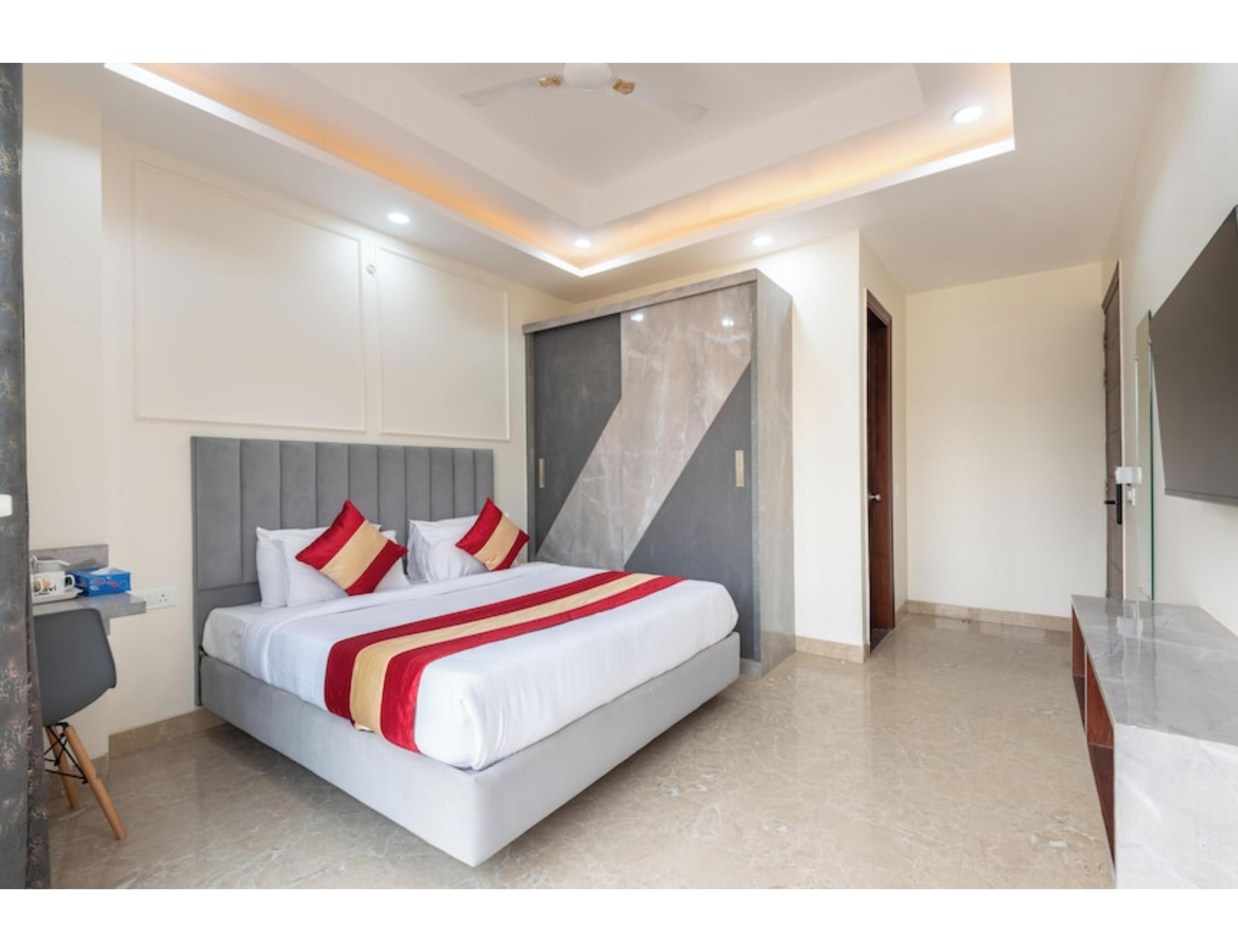 Comfort N Stay INN Suites - Tap to explore photos