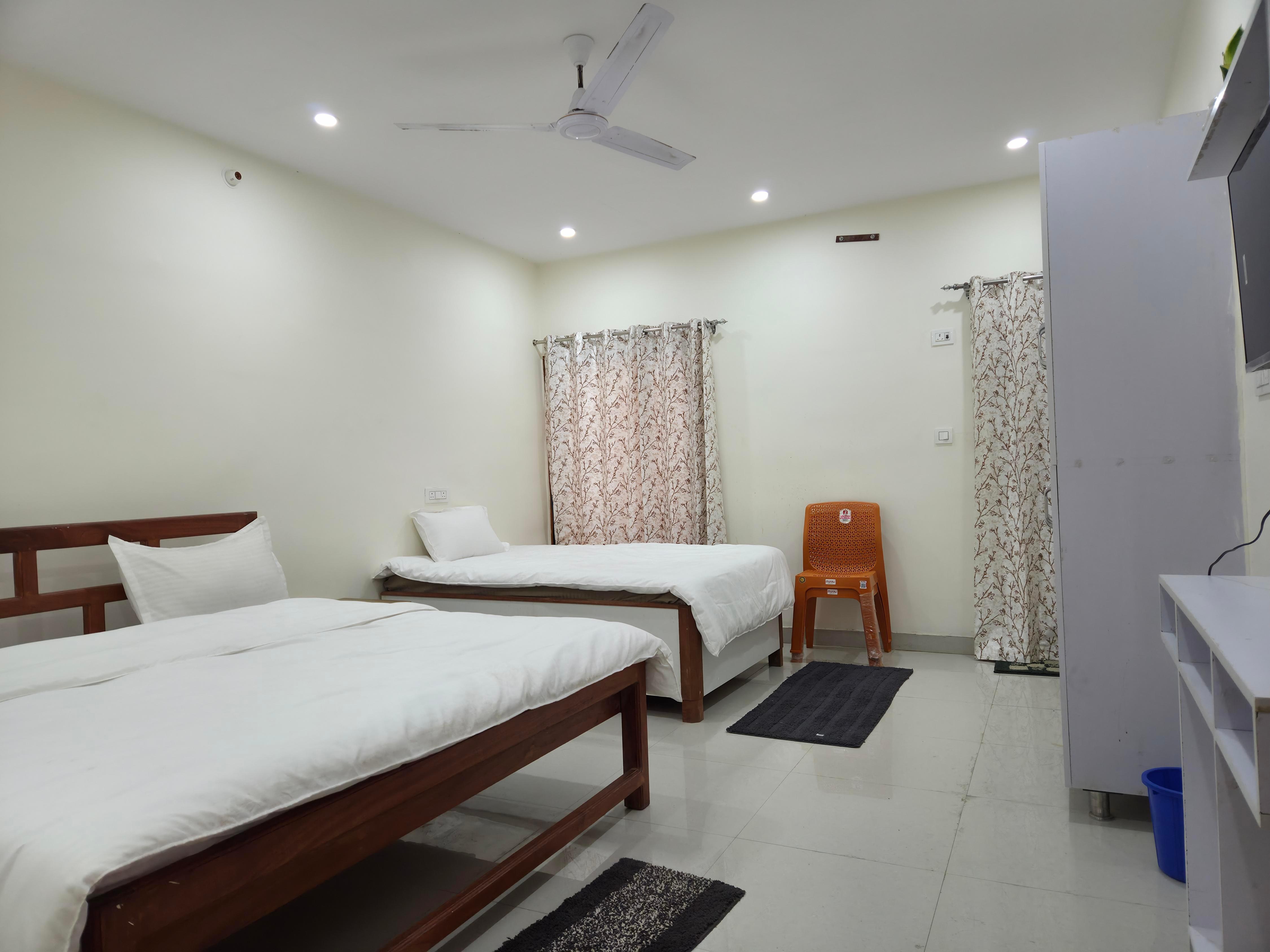 Hotel Vedic Alaknanda Room Type - Deluxe Family Room