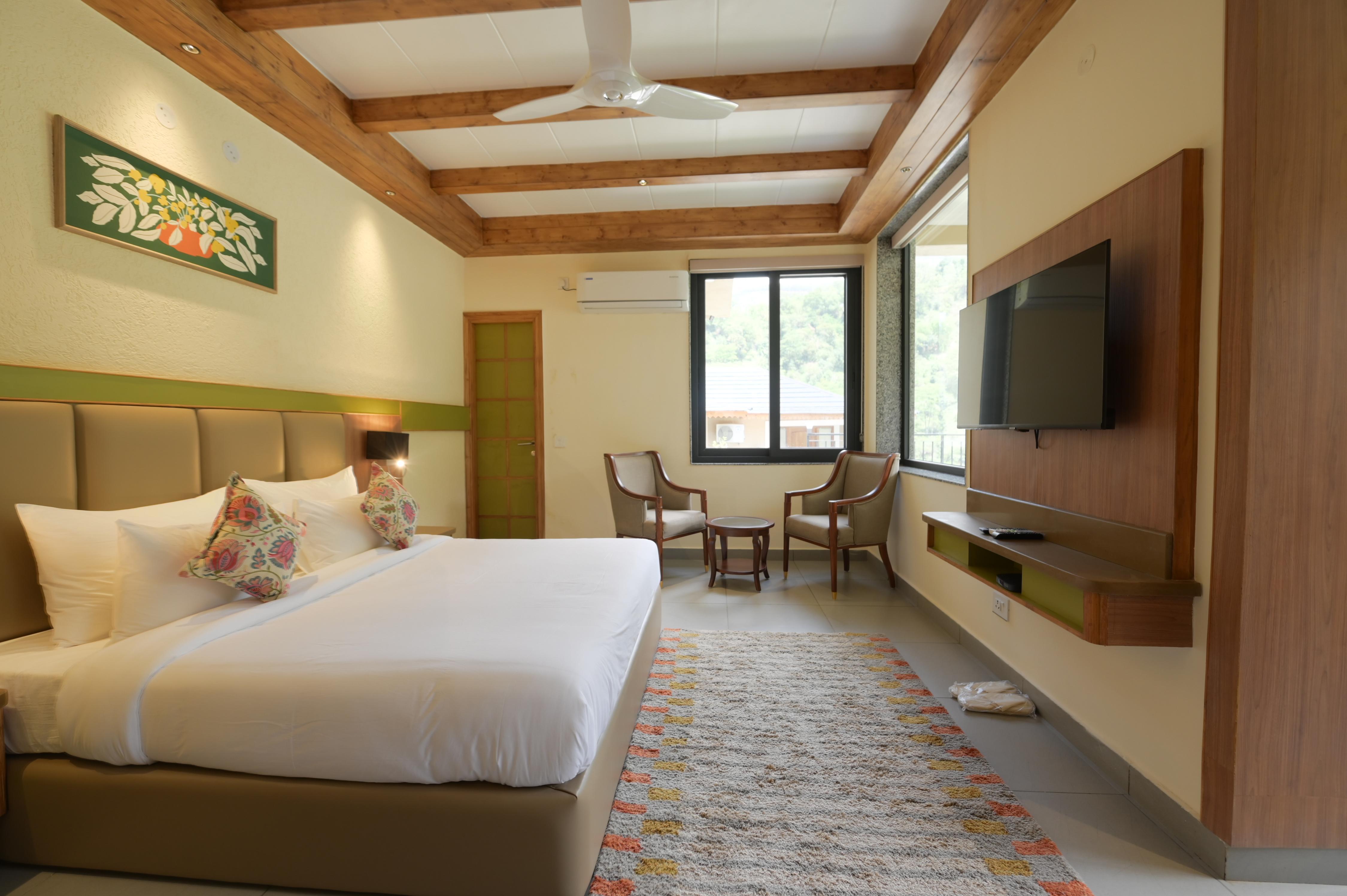 Hotel Himani Hill View Retreat, Palampur - Tap to explore photos