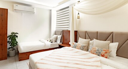 Humming Bird Rishikesh Room Type - Deluxe Triple Room