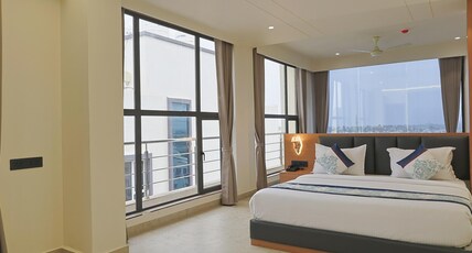 Hotel Sunshine Inn- 1.5 Kms from Temple Room Type - ROYAL SUITE