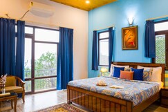 Alaya Stays Archees Villa | 6 BHK property with gaming zone, attic and 360 mountain views