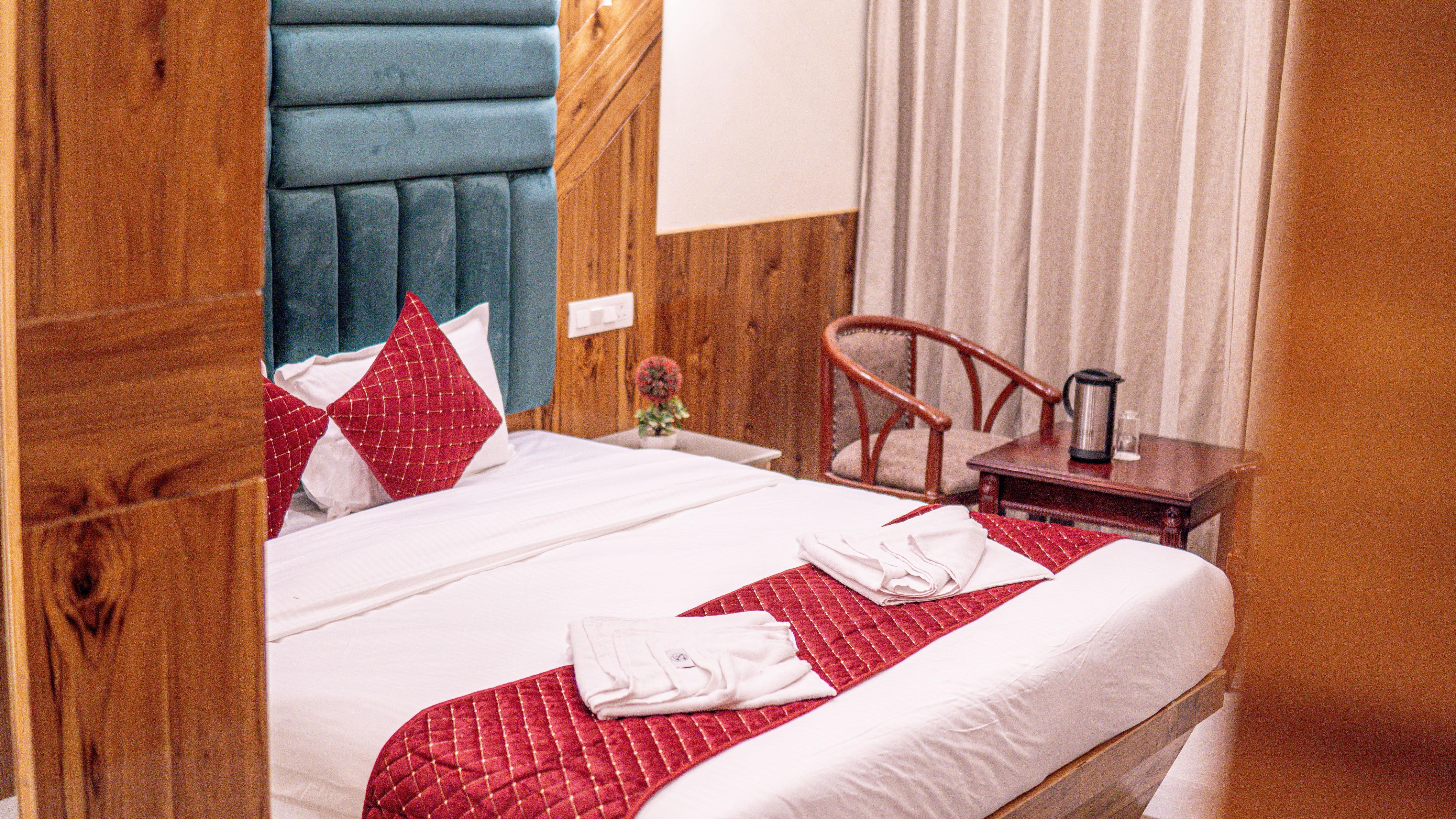 Monal Homestay Kullu - Tap to explore photos