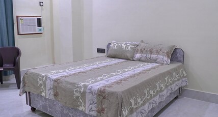 Narayan Homestay & guest house  Room Type - AC room 102