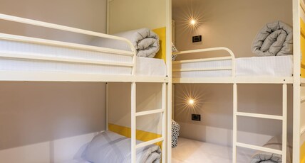 Shalom Backpackers Shimla Room Type - Bed in 4 Bed Mixed Dormitory Room Ensuite Washroom