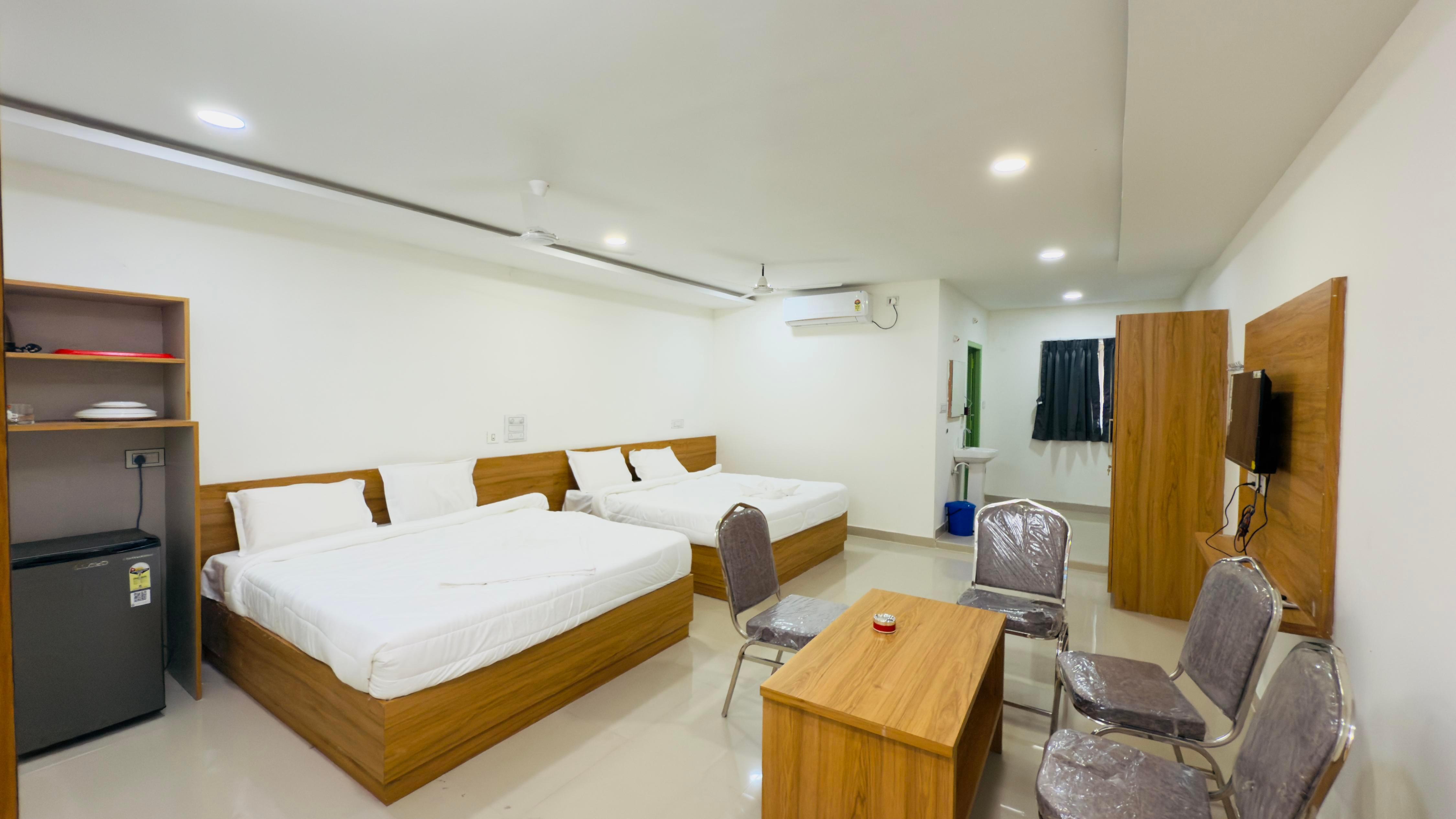 SRI HARSHA A/C LUXURY ROOMS