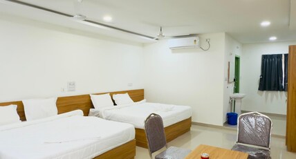 SRI HARSHA A/C LUXURY ROOMS Room Type - Deluxe room