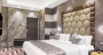 Hotel Shady Oaks Room Type - Super Deluxe Room Hotel Shady Oaks Room Type - Super Deluxe Room
