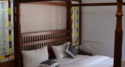 Hotel Vintage Palace Chittur Palakkad Room Type - Royal Suite Room