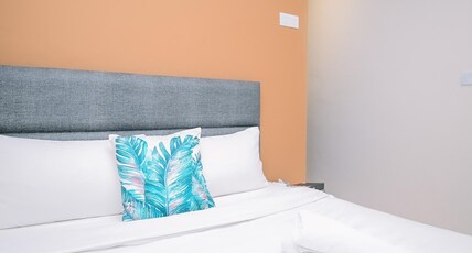 Swing and Pillows @ Malabar, Penang Room Type - Standard Queen Room with Shared Bathroom