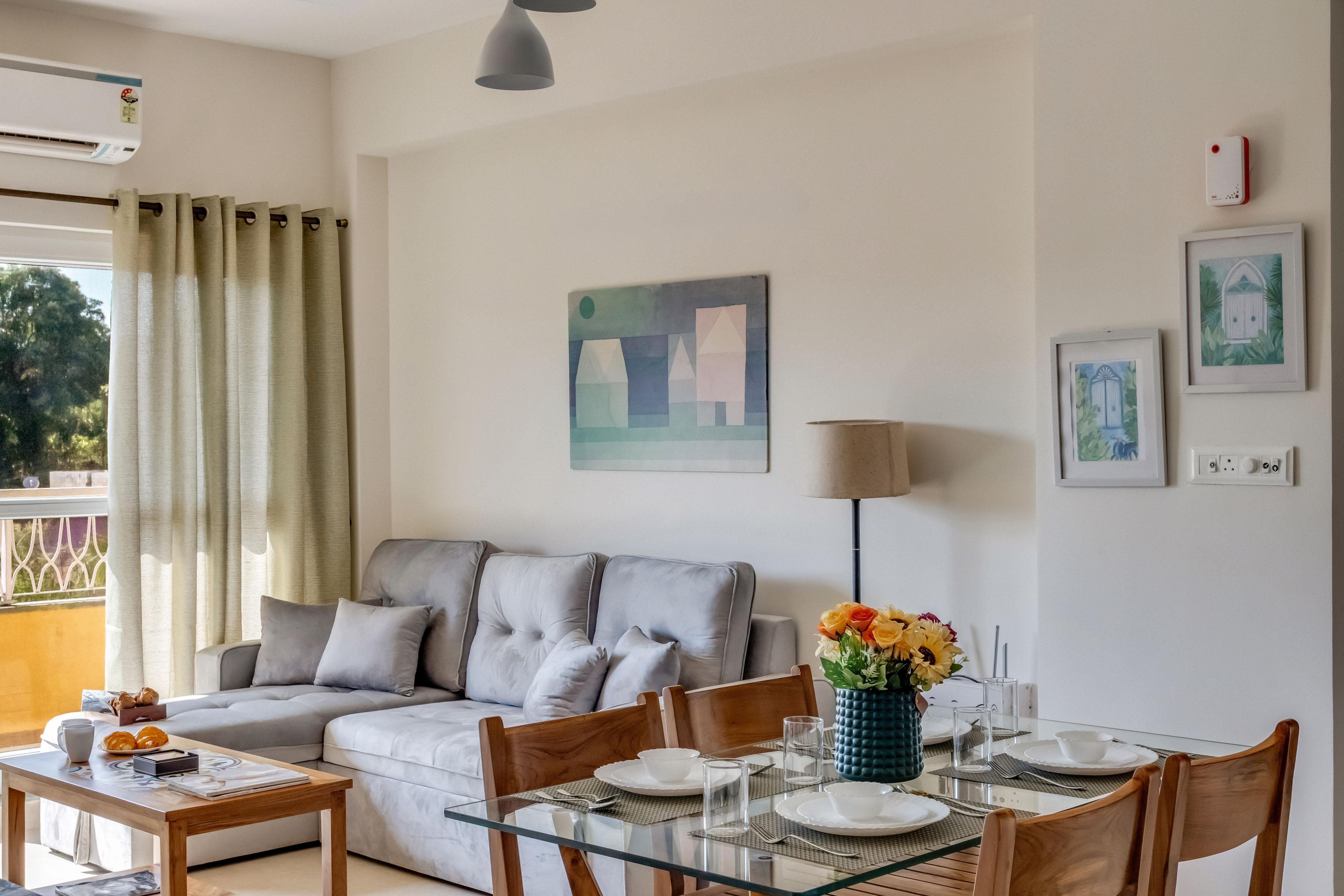 tisyastays | Green Escape 2BHK Apartment with Pool & Gym , Close to beach