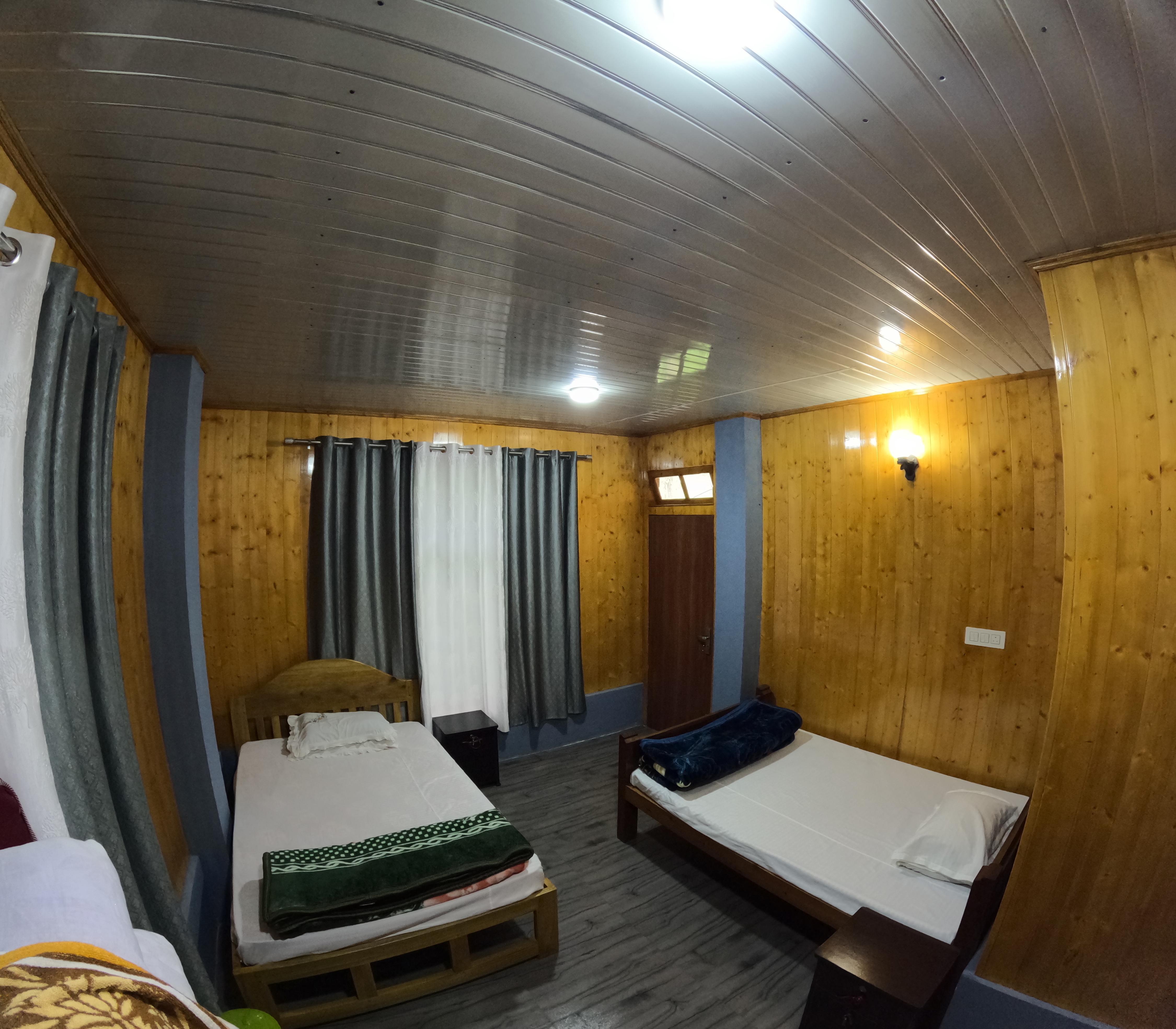 Himalya Homestay - Tap to explore photos