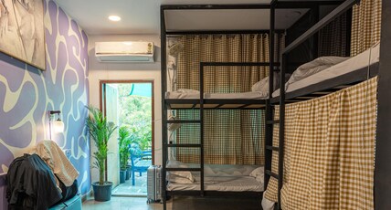 Whiite Panda-Backpaker Hostel in Delhi Greater Kailash Room Type - 6 Luxury Bed Dorm Panda with ⁠Big Size Balcony and Curtains