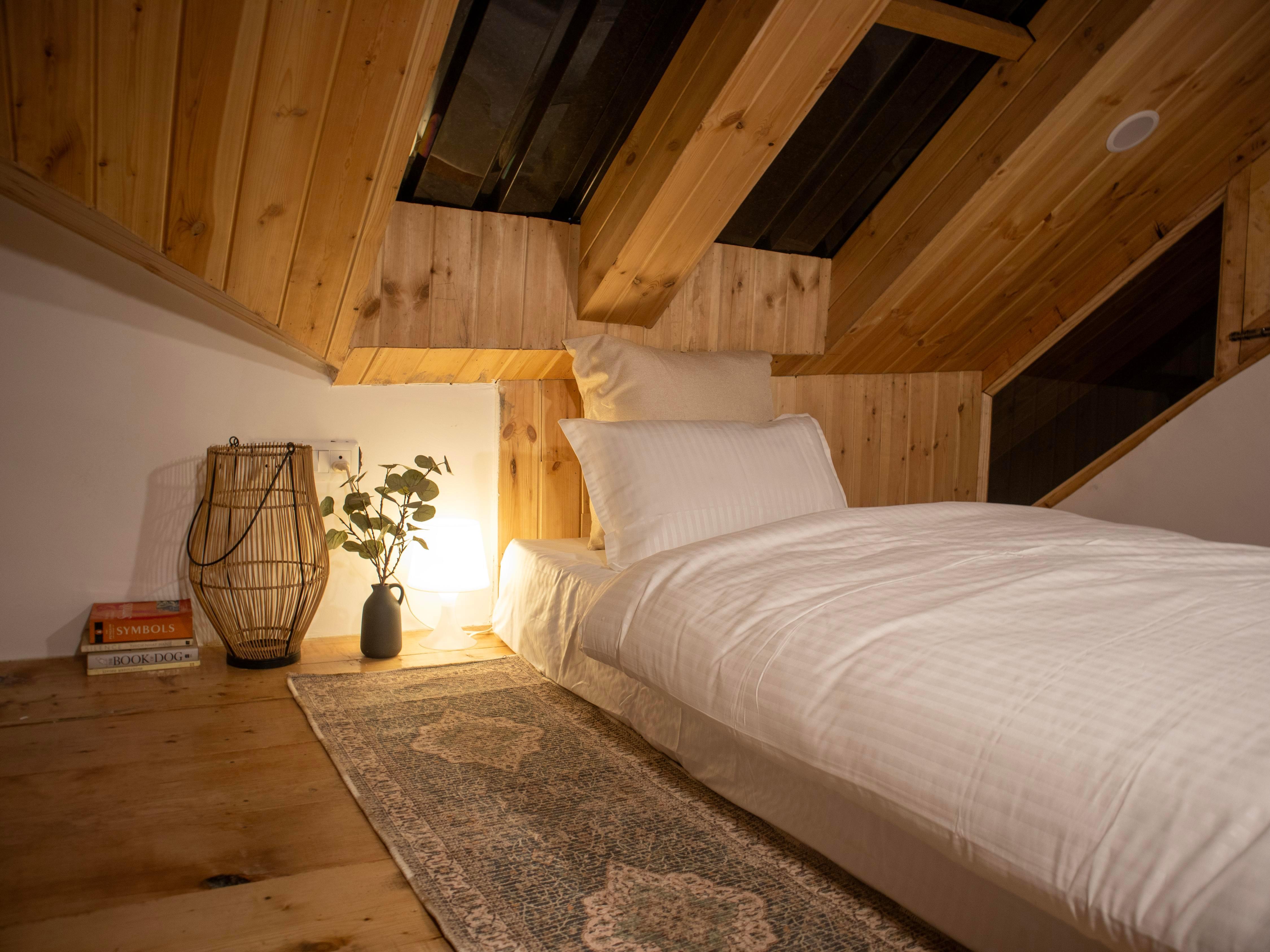 Kuhama - Tap to explore photos