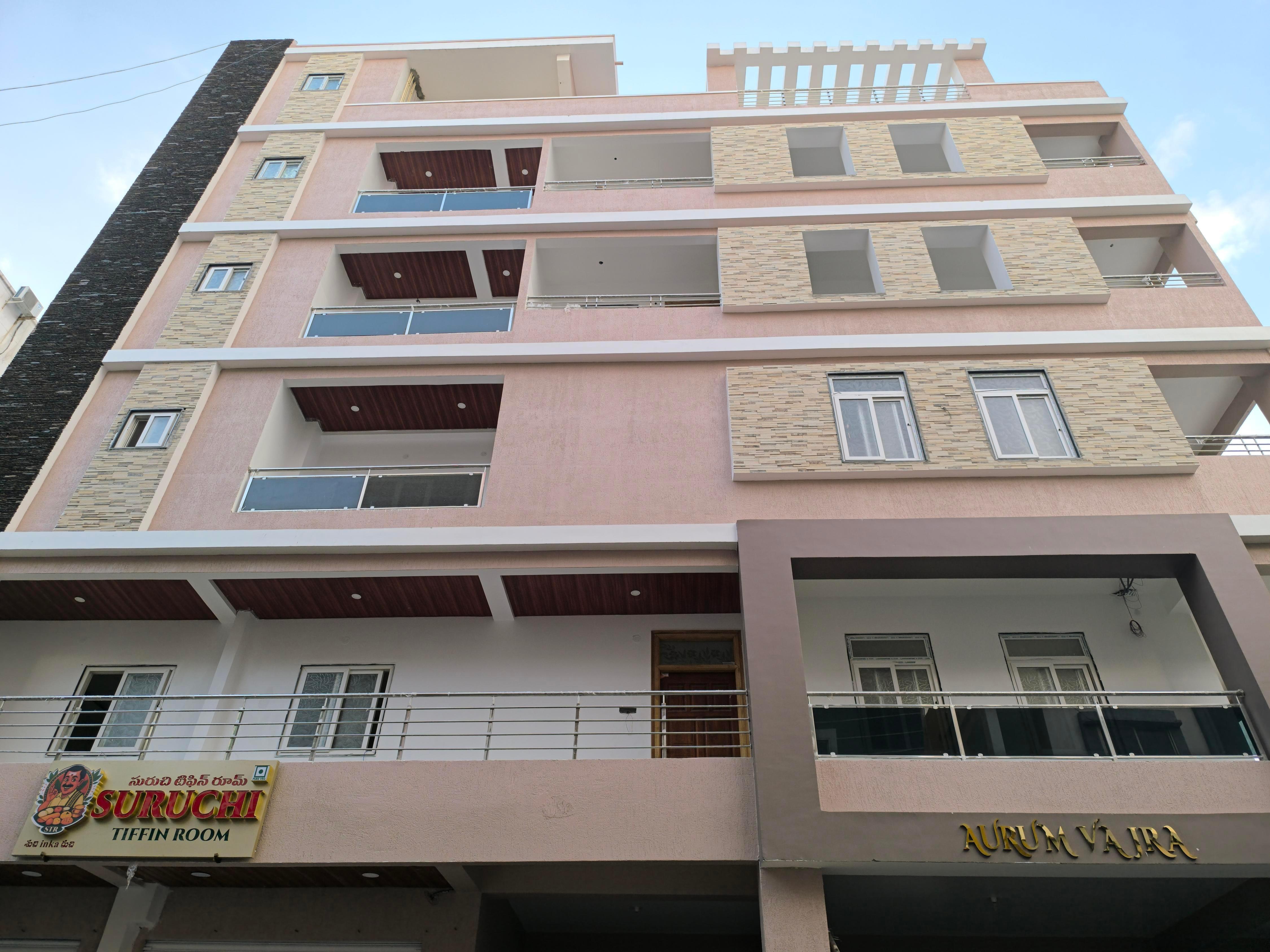 Orraica Stays Aurum Vajra