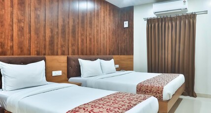 Le Royal Suite Room Type - Triple Room (1 Single and Queen Bed) Le Royal Suite Room Type - Triple Room (1 Single and Queen Bed)