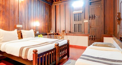 Charming Heritage Cottage by the Backwaters with Courtyard Room Type - Premium Suite