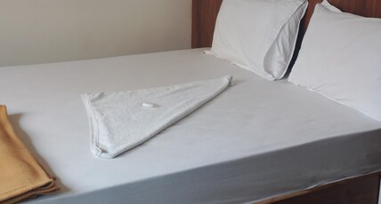 Shiva Comforts Room Type - Standard Room with City View