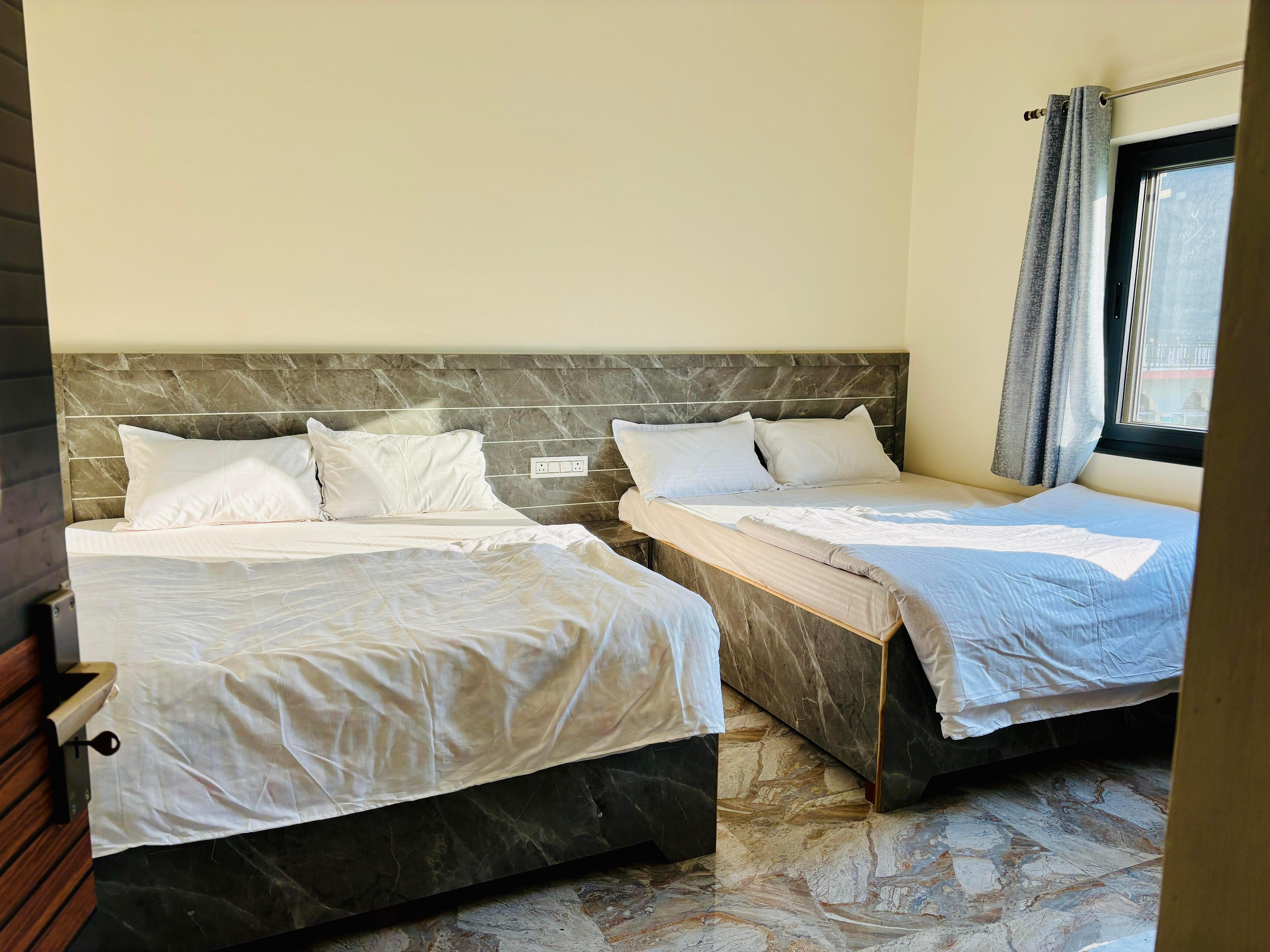 Juyal Palace homestay