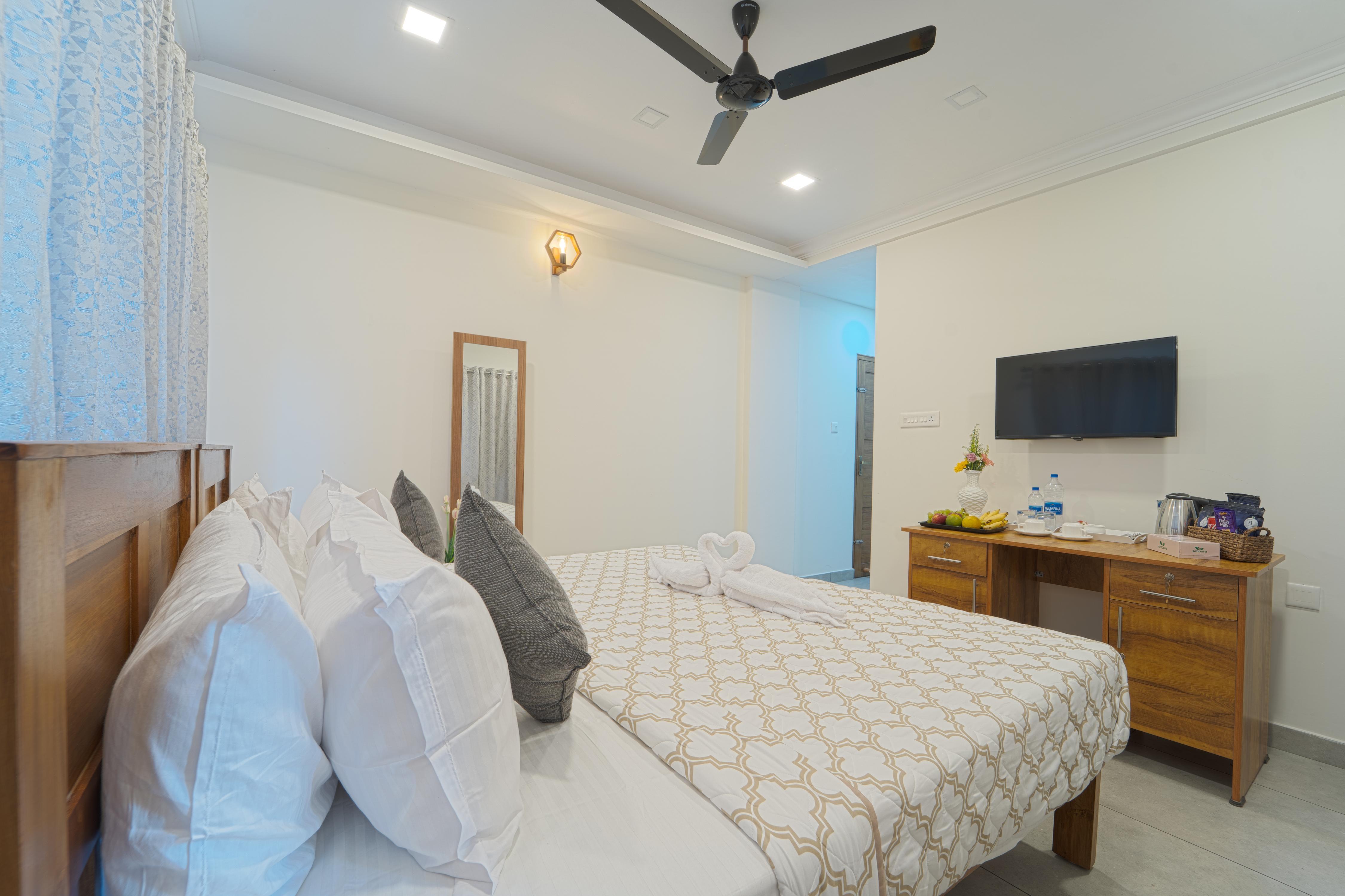 Matts Homestay Alleppey Room Type - Deluxe Room- countryside balcony