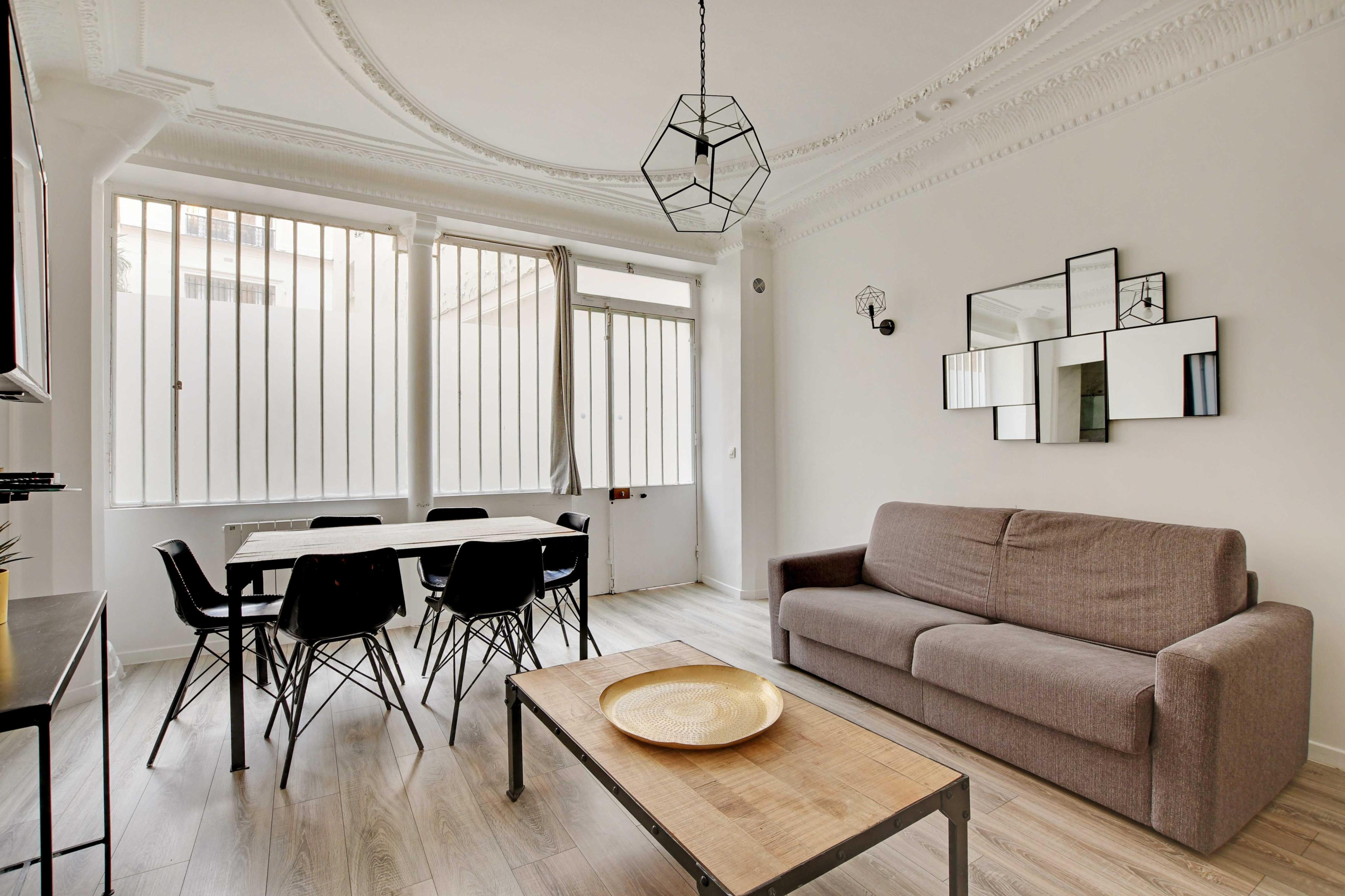 Magnificent apartment - 2BR/6P - Gare du Nord