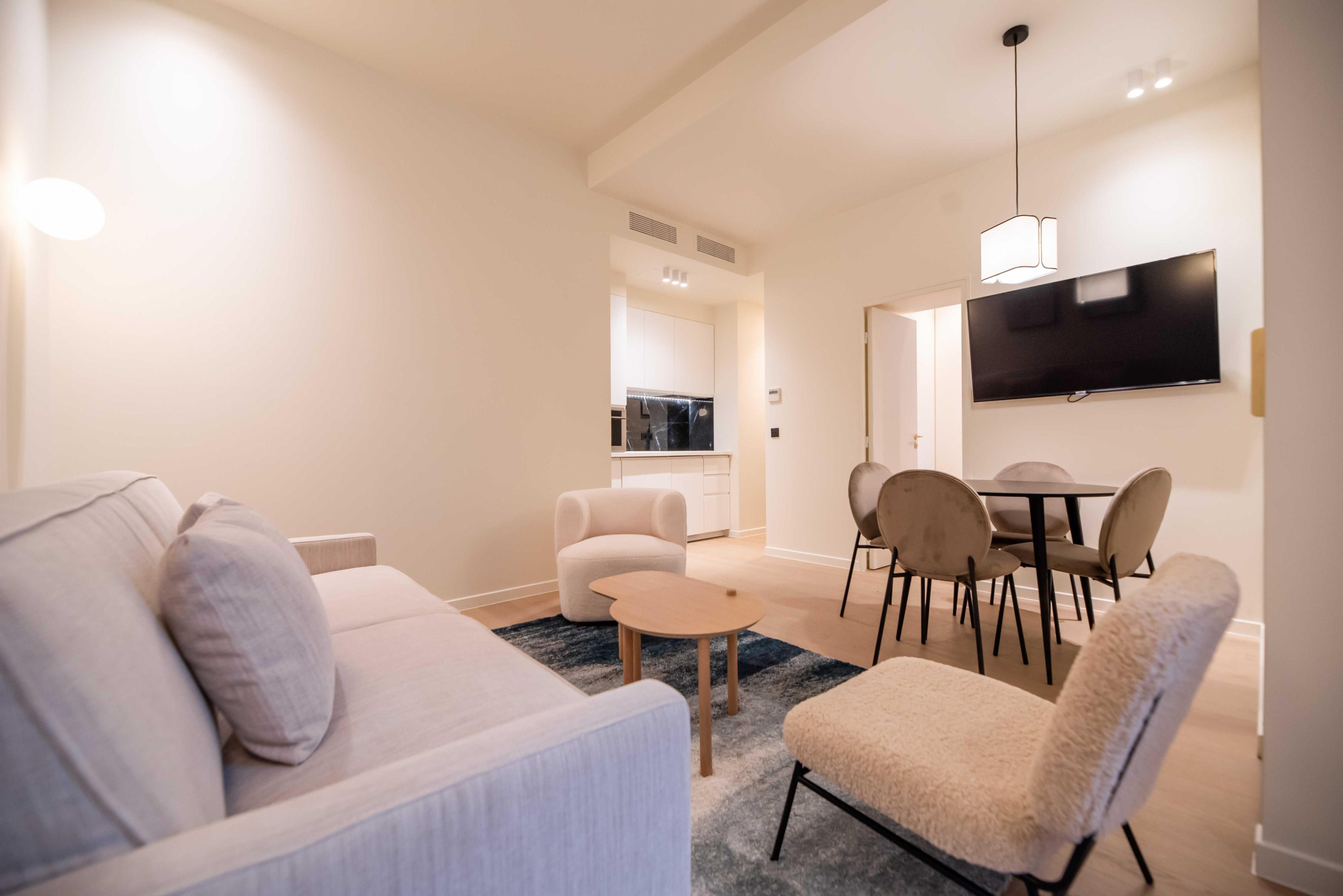 Exceptional apt with AC-1BR-4P-Palais Garnier - Tap to explore photos